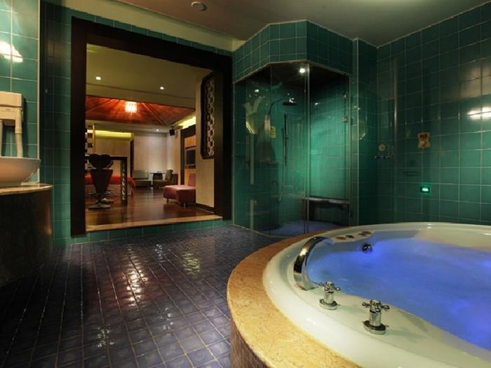 Royal Group Motel Chien Kuo Branch Kaohsiung Esterno foto